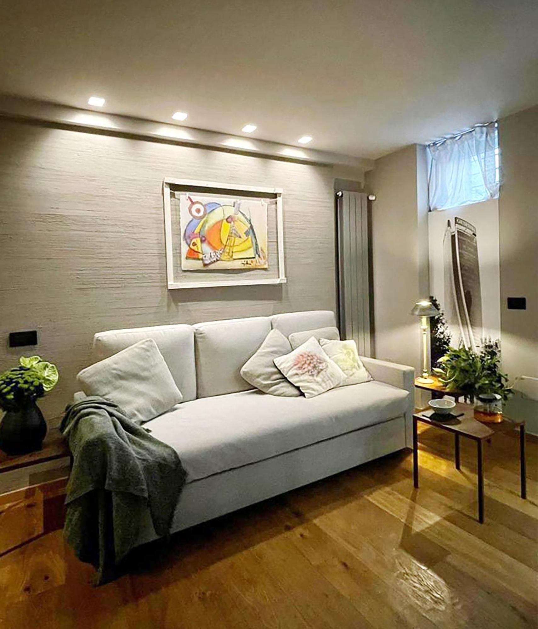 Luxury Artistic & Design In Historic Center, With Chromotherapy & Private Parking, Navigli - Bocconi Apartment *